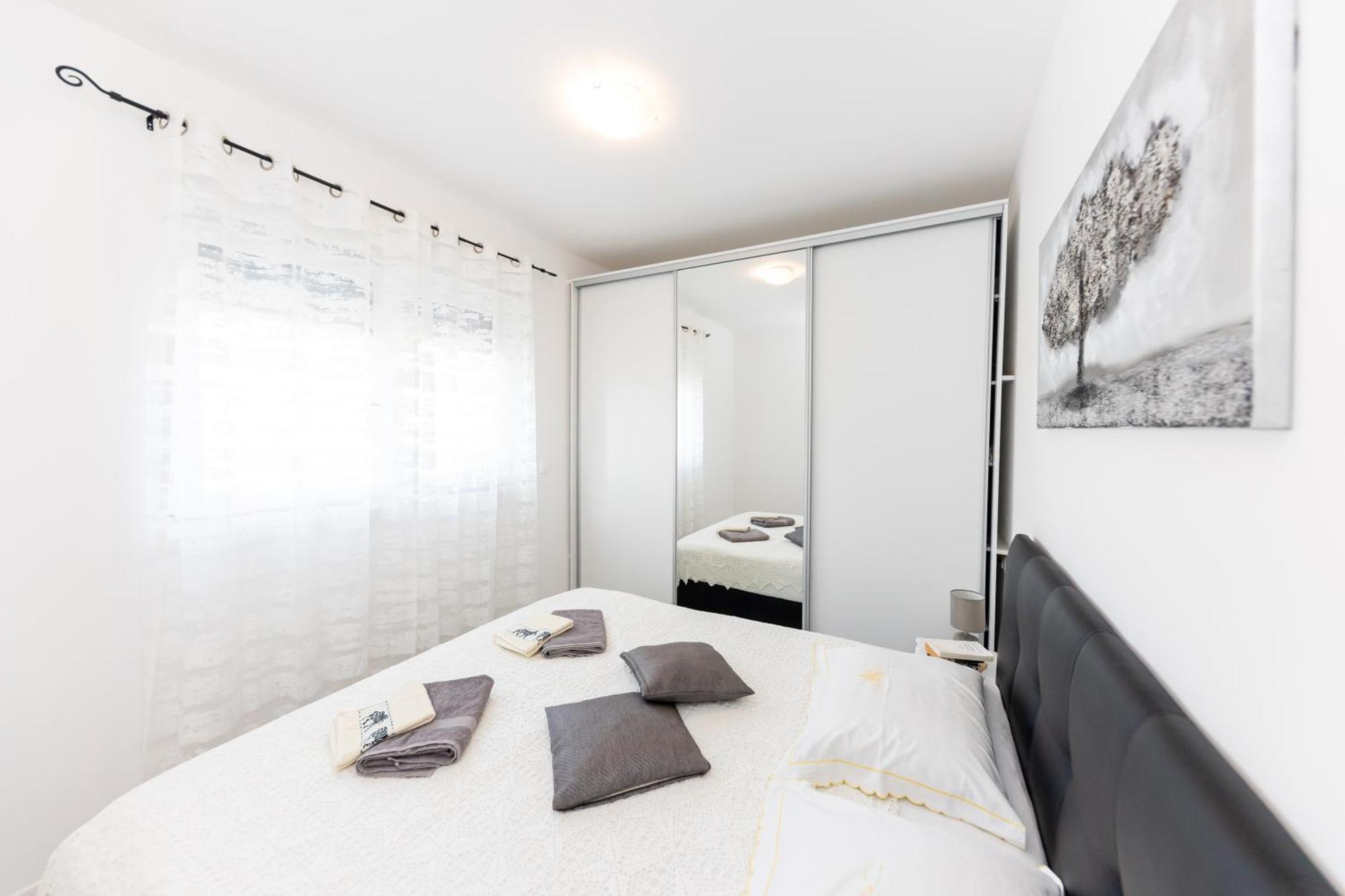 Sore Trogir Ngoại thất bức ảnh