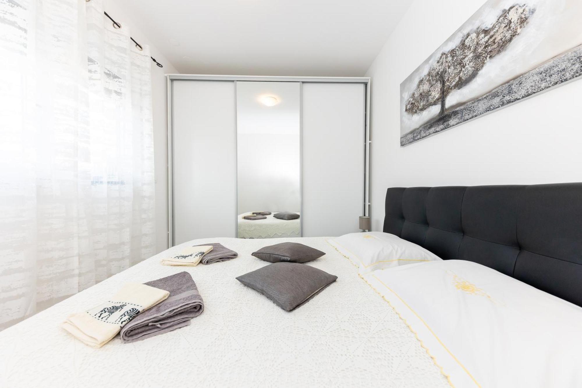 Sore Trogir Ngoại thất bức ảnh